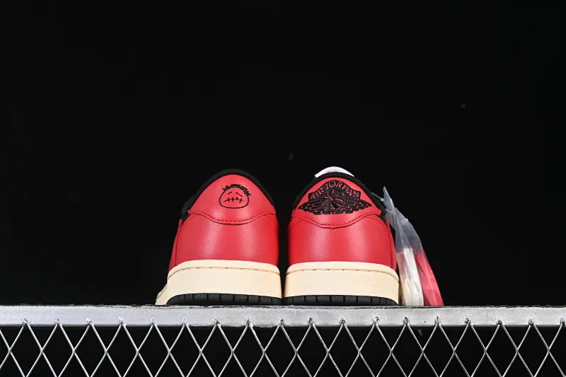 All categories Air Jordan Jordan series basketball shoes Air Jordan 1 Low Travis Scott x Air Jordan 1 Low OG AJ1 Joe 1 undercut low DZ4137-700